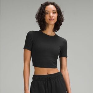 Lululemon Hold Tight Straight-Hem Cropped T-Shirt